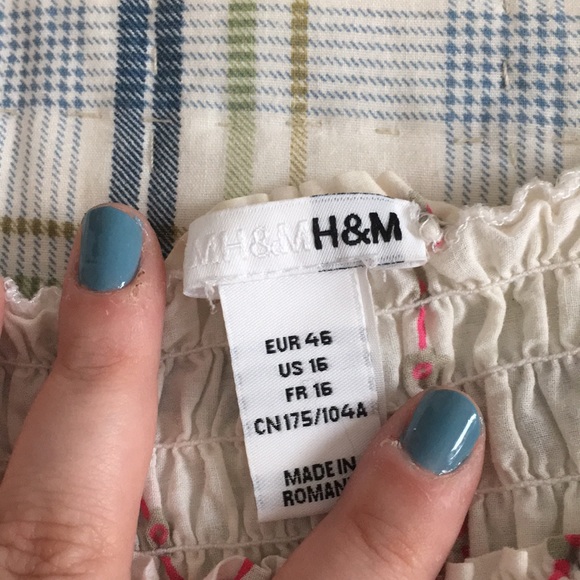 H&M Smocked Summery Blouse Size 16 - Picture 2 of 10